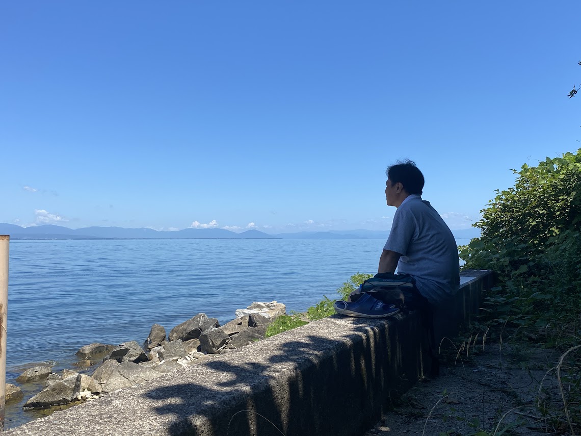 水平線を前に会社の未来を考える時間